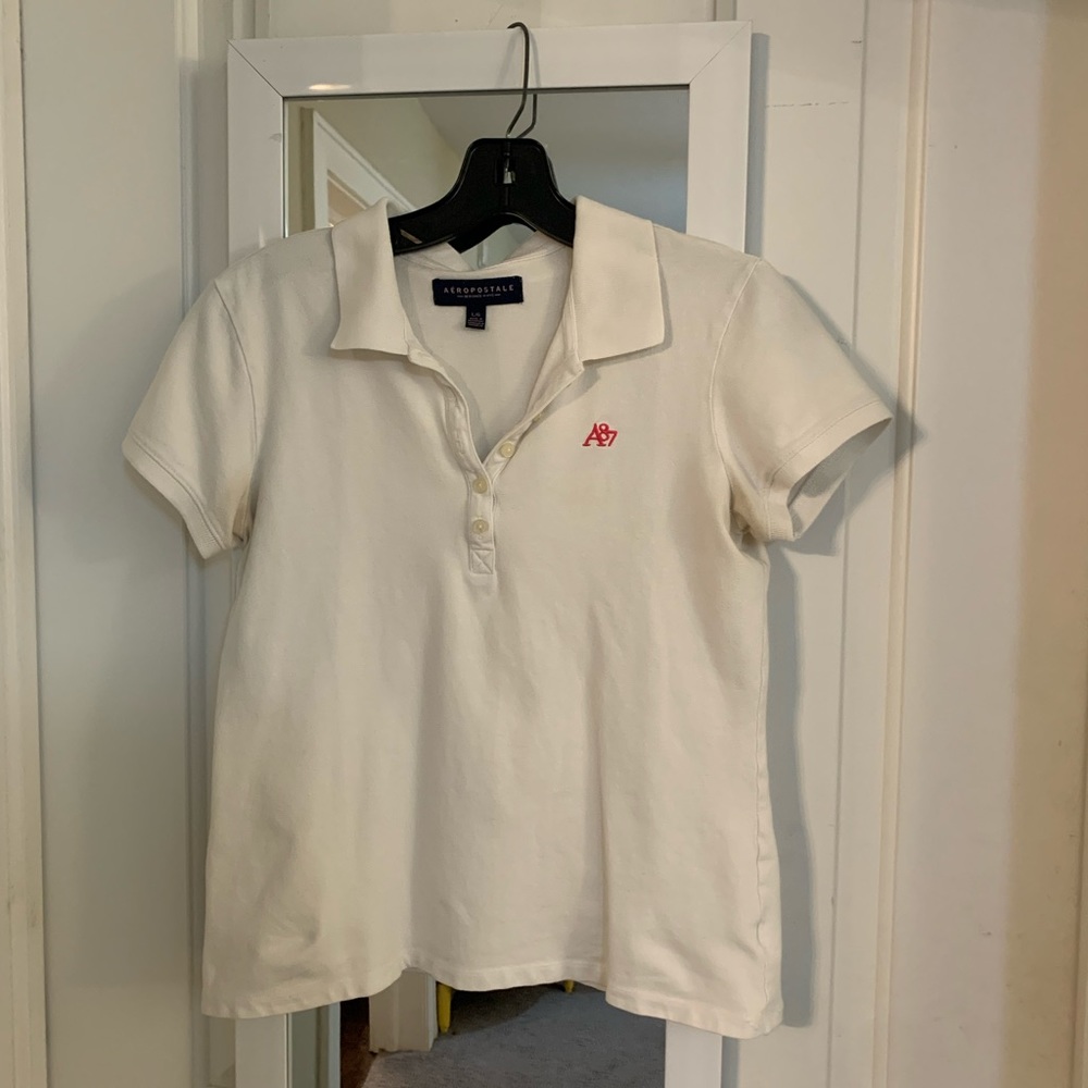 White Aeropostale polo. Size small